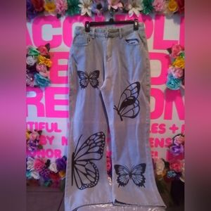 #045👉🏼Women's/Teens Wide Leg Bell Bottom Blue Jeans